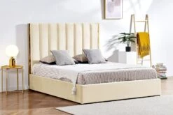 Lit 180x200 Cm Avec Coffre De Rangement Et Tête De Lit Velours Beige Et Laiton Pika -Disney Cars Soldes lit 180x200 cm avec coffre de rangement et tete de lit velours beige et laiton pika 685595