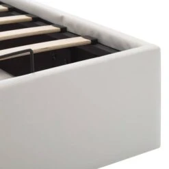 Lit Coffre 180x200 Cm Simili Cuir Blanc Capitonné Rundi -Disney Cars Soldes lit coffre 180x200 cm simili cuir blanc capitonne rundi 3666722518574 595638