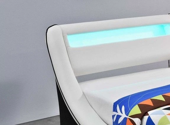 Lit Coffre à Led 160x200 Cm Simili Cuir Blanc Liseré Noir Lenna 7 Lit Coffre à Led 160x200 Cm Simili Cuir Blanc Liseré Noir Lenna – Image 5