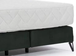 Lit Continental Velours Vert Anglais Tiempo Avec Matelas 30 Cm En Latex Et Pied Métal Noir 11 Lit Continental Velours Vert Anglais Tiempo Avec Matelas 30 Cm En Latex Et Pied Métal Noir -Disney Cars Soldes lit continental velours vert anglais tiempo avec matelas 30 cm en latex et pied metal noir 5904484023270 1397906