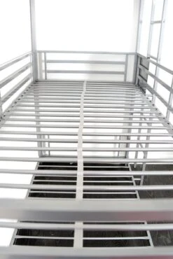 Lit Superposé 3 Niveaux Métal Gris 90x190 Cm Trio -Disney Cars Soldes lit superpose 3 niveaux metal gris 90x190 cm trio 3700590420963 11028