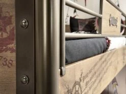 Lit Superposé Enfant Pirate Bois Clair 90x200 Cm -Disney Cars Soldes lit superpose enfant pirate bois clair 90x200 cm 8681875092127 1519038