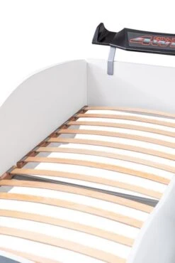 Lit Voiture De Course Avec Bruitages Et Leds Mustang Blanc -Disney Cars Soldes lit voiture de course avec bruitages et leds mustang blanc 3666722819022 1466206